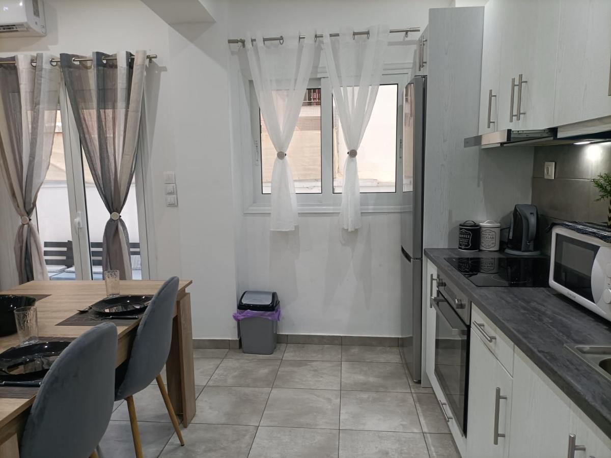 Ferienwohnung Travelers Tranquil & Chillout Apt Athen Exterior foto